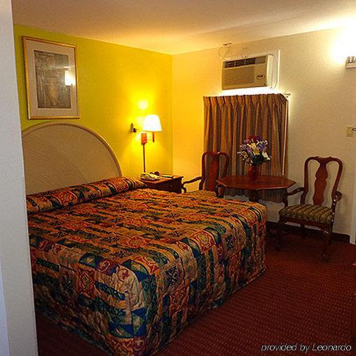 Economy Inn Express Warren Zewnętrze zdjęcie