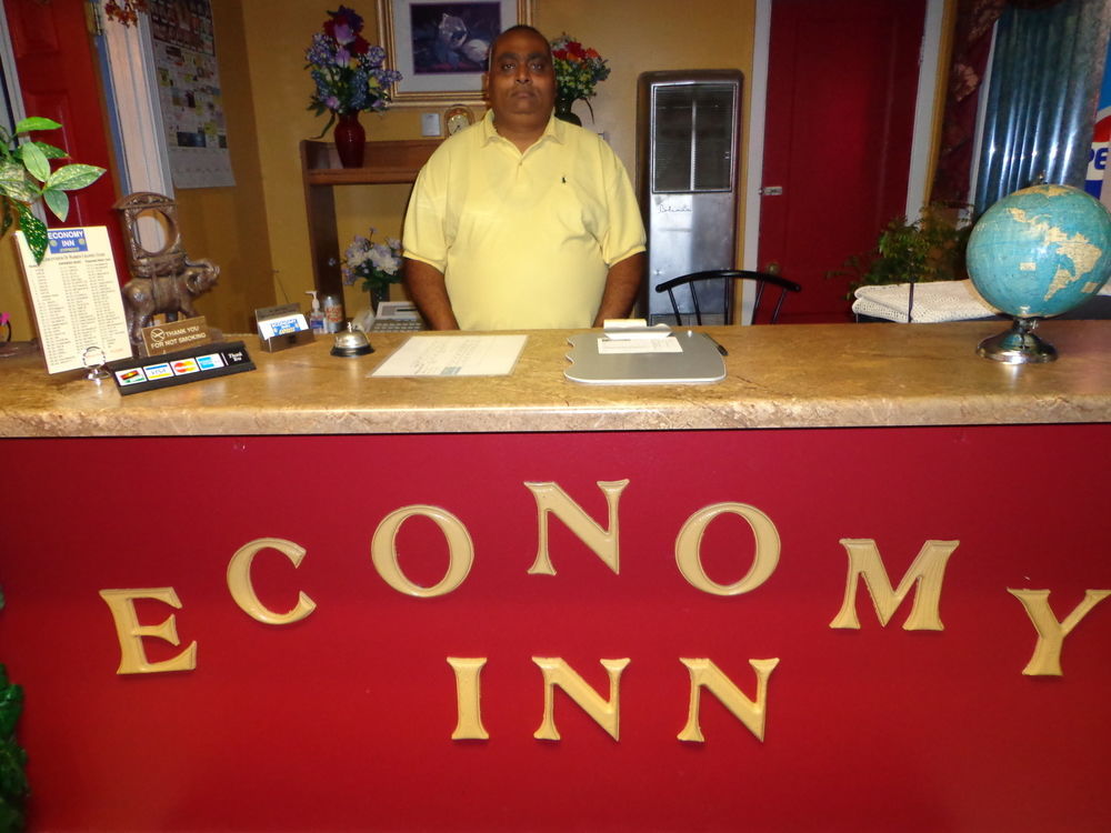 Economy Inn Express Warren Zewnętrze zdjęcie